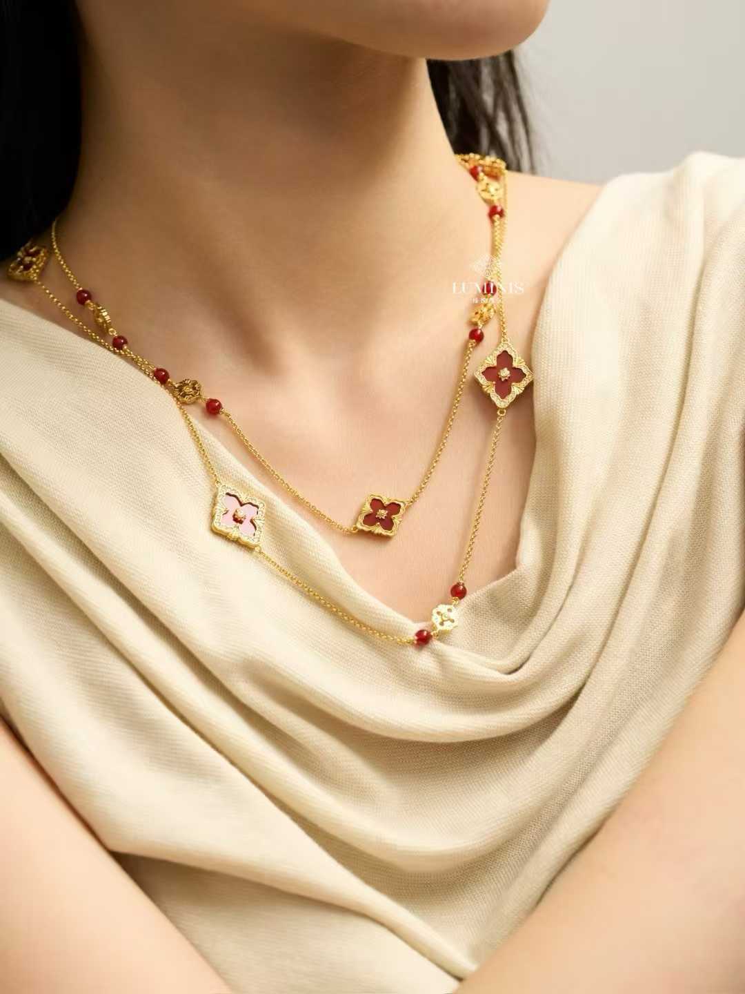 Lux Buccellati Gold Necklace