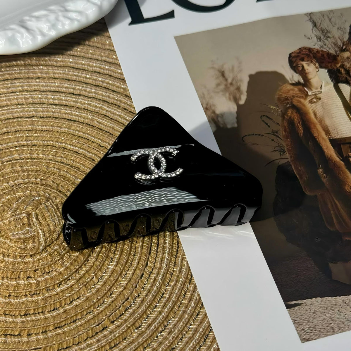 Chanel Triangle Hair Claw (4Pcs Total as the Main Pic)