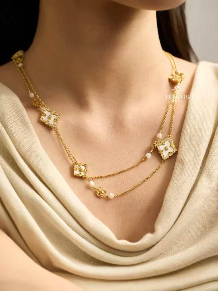 Lux Buccellati Gold Necklace
