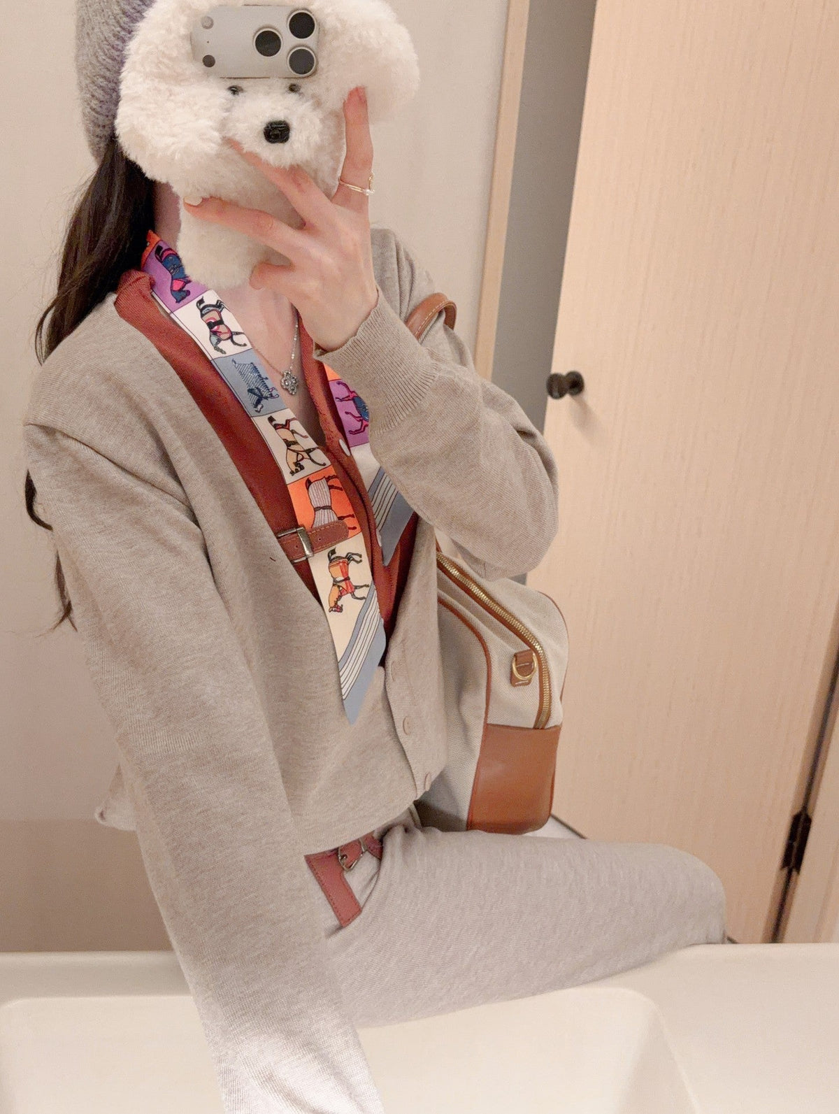 Hermes Causal Knitted Suit (With Scarf)